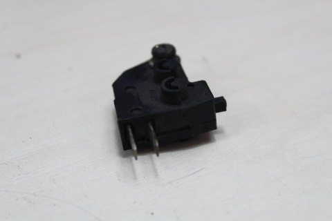 SUZUKI SV650 S K3 CZUJNIK ŚWIATŁA STOP PRZÓD