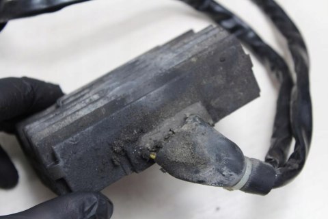 HONDA CB900 HORNET SC48 REGULATOR NAPIĘCIA