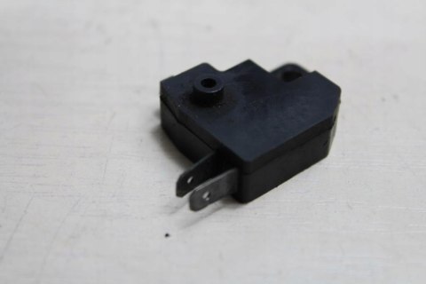 KAWASAKI ZR7 S ZR-7 CZUJNIK ŚWIATŁA STOP PRZÓD