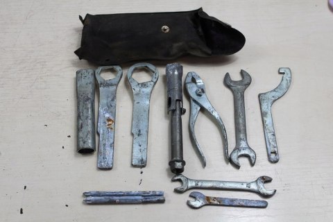 KAWASAKI ZR7 S ZR-7 ZESTAW NARZĘDZA SERWISOWE