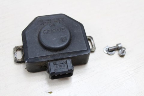 BMW K100 RS CZUJNIK TPS PRZEPUSTNICY 0280120302
