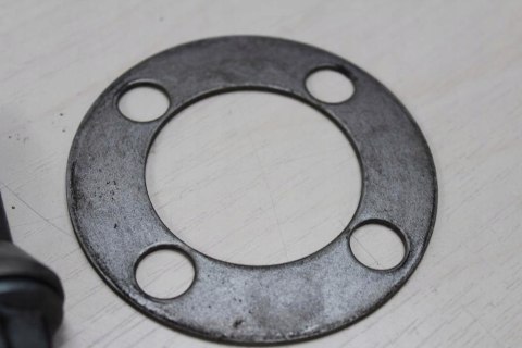 BMW K100 RS ŚRUBY SZPILKI FELGI TYŁ DYSTANS