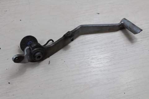 BMW R1100 RS DŹWIGNIA HAMULCA TYŁ NOŻNEGO PRAWA