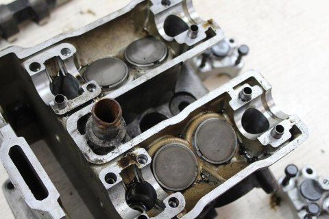 YAMAHA XZ550 GŁOWICA PRZÓD PRZEDNIA WAŁKI ROZRZĄDU