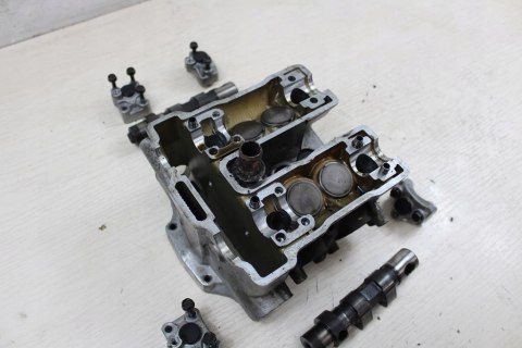 YAMAHA XZ550 GŁOWICA TYŁ TYLNA WAŁKI ROZRZĄDU