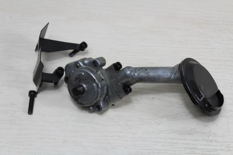 YAMAHA XZ550 POMPA OLEJU SMOK