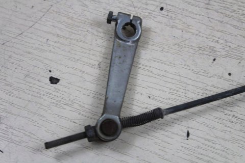 YAMAHA XZ550 PRĘT CIĘGNO HAMULCA TYŁ WODZIK