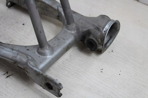 YAMAHA XZ550 WAHACZ TYŁ