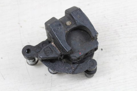 YAMAHA XZ550 ZACISK HAMULCOWY PRAWY PRZÓD