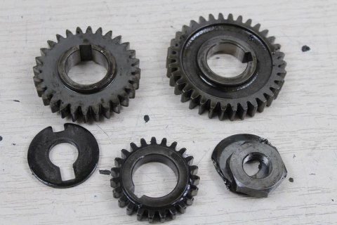 YAMAHA XZ550 ZĘBATKI WAŁU KORBOWEGO PRAWA STRONA