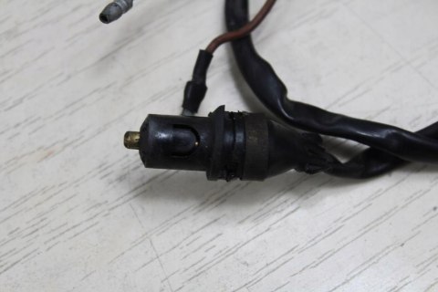 YAMAHA XZ550 CZUJNIK ŚWIATŁA STOP HAMULCA PRZÓD