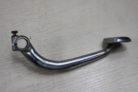 YAMAHA XZ550 DŹWIGNIA HAMULCA TYŁ NOŻNEGO PRAWA