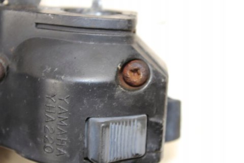 YAMAHA XZ550 PRZEŁĄCZNIK LEWY ŚWIATEŁ