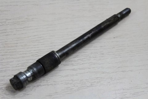 HONDA CB750 RC01 OŚKA OŚ KOŁA FELGI PRZÓD