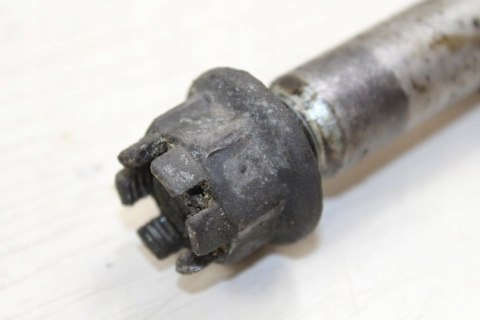 HONDA CB750 RC01 OŚKA OŚ KOŁA FELGI TYŁ 20/335