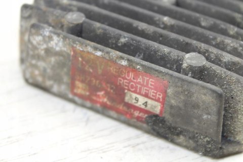 HONDA CB750 RC01 REGULATOR NAPIĘCIA SH236-12