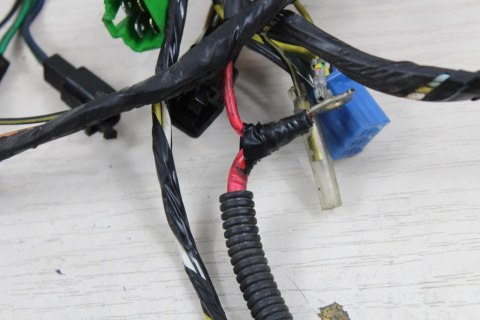 SUZUKI VX800 INSTALACJA ELEKTRYCZNA WIĄZKA GŁÓWNA