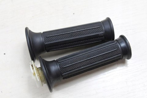 SUZUKI VX800 MANETKA LEWA PRAWA 22MM ROLGAZ