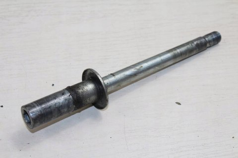 SUZUKI VX800 OŚ KOŁA PRZÓD FELGI OŚKA 15MM 235MM