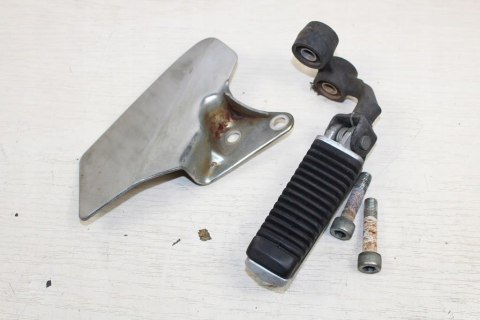 SUZUKI VX800 SET PRAWY PRZÓD + PODNÓŻEK + OSŁONA