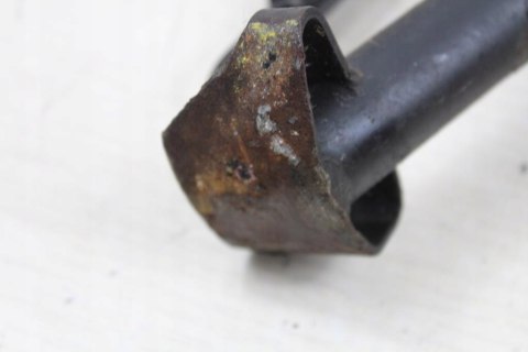 SUZUKI VX800 STOPKA CENTRALNA