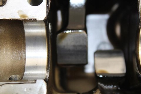 SUZUKI VS750 POKRYWA DEKIEL GŁOWICY TYŁ + KONIKI
