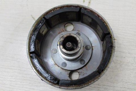 HONDA CB400 N KOŁO MAGNESOWE MAGNETO + ŚRUBA