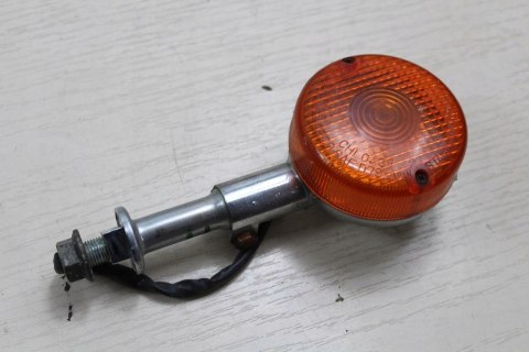 YAMAHA XS400 12R MAXIM KIERUNKOWSKAZ PRAWY PRZÓD