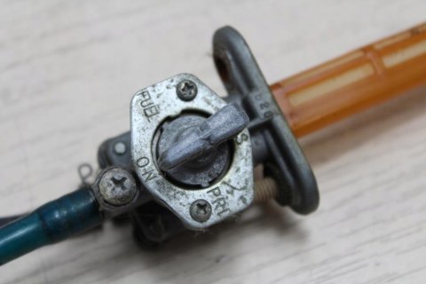 YAMAHA XS400 12R MAXIM KRANIK PALIWA