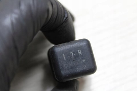 YAMAHA XS400 12R MAXIM PRZEKAŹNIK 12R OMRON 1372D9