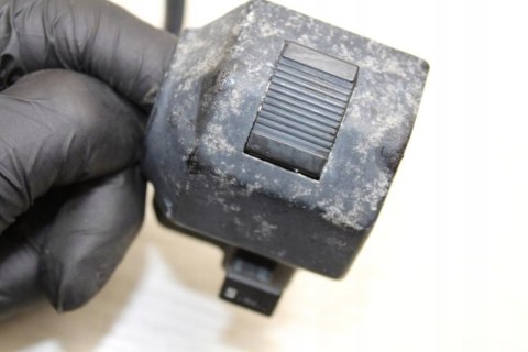 YAMAHA XS400 12R MAXIM PRZEŁĄCZNIK PRAWY START