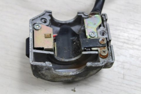 YAMAHA XS400 12R MAXIM PRZEŁĄCZNIK PRAWY START