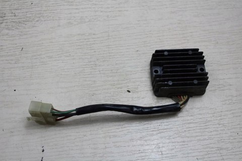 YAMAHA XS400 12R MAXIM REGULATOR NAPIĘCIA SH233
