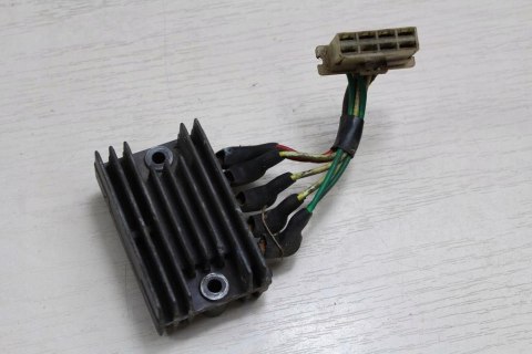 HONDA GL1000 GOLD WING REGULATOR NAPIĘCIA S7T-01