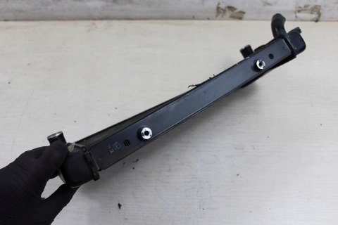 SUZUKI VZ800 MARUDER CHŁODNICA WODY PRZEKRZYWIONA