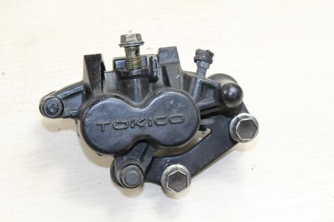SUZUKI VZ800 MARUDER ZACISK HAMULCOWY PRZÓD PRAWY