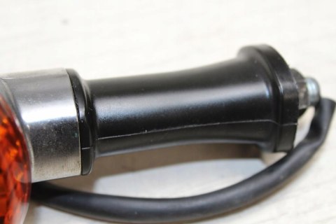 KAWASAKI VN1500 VULCAN KIERUNKOWSKAZ PRAWY PRZÓD