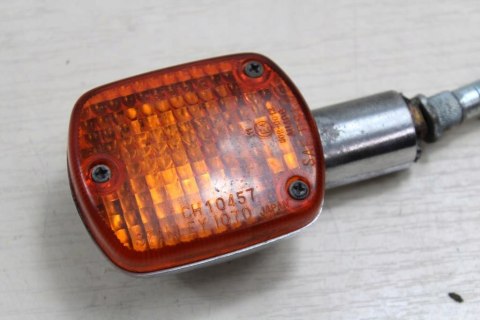 HONDA VT700 SHADOW RC19 KIERUNKOWSKAZ LEWY PRZÓD