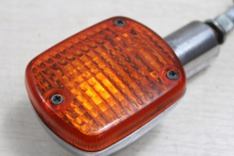 HONDA VT700 SHADOW RC19 KIERUNKOWSKAZ LEWY PRZÓD