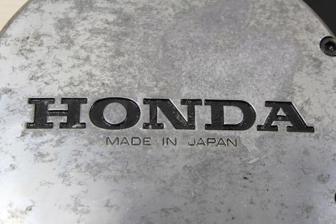 HONDA VT700 SHADOW RC19 DEKIEL POKRYWA PRAWA
