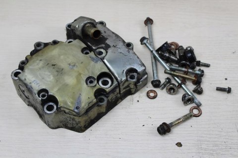HONDA VT700 SHADOW RC19 POKRYWA DEKIEL ZAWOROWY