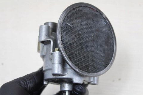 HONDA VT700 SHADOW RC19 POMPA OLEJU + SMOK