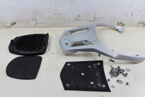 SUZUKI DL650 V-STROM STELAŻ KUFRA PŁYTA GIVI