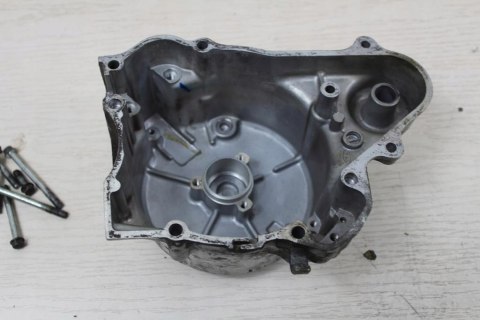 HONDA CB250 MC26 DEKIEL LEWY POKRYWA ALTERNATORA