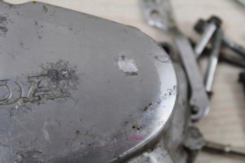 HONDA CB250 MC26 DEKIEL SILNIKA PRAWY POKRYWA