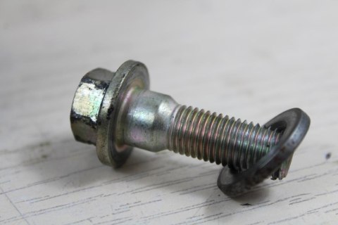 HONDA CB250 MC26 ŚRUBA MAGNETA WAŁU KORBOWEGO