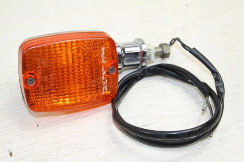 SUZUKI GS550L KIERUNKOWSKAZ LEWY TYŁ