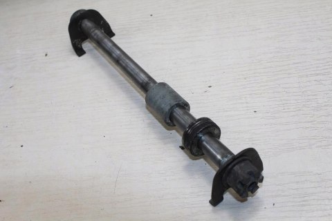 SUZUKI GS550L OŚ KOŁA TYŁ ŚRUBA 17MM 315MM