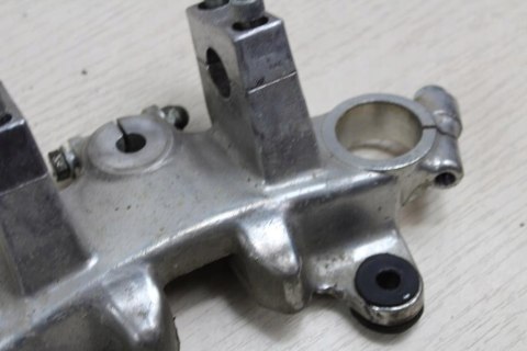 SUZUKI GS550L PÓŁKA GÓRNA ZAWIESZENIA RISERY 22MM