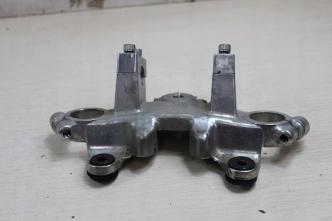 SUZUKI GS550L PÓŁKA GÓRNA ZAWIESZENIA RISERY 22MM